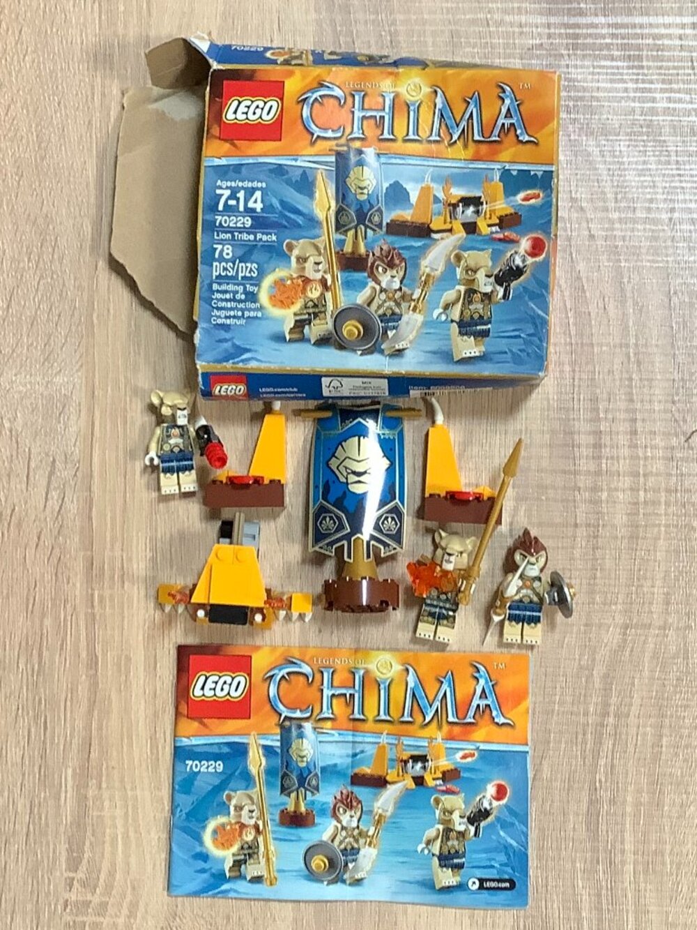 LEGO COMPLETE Lion Warrior Li’Ella Tribe Pack Legends of Chima 70229